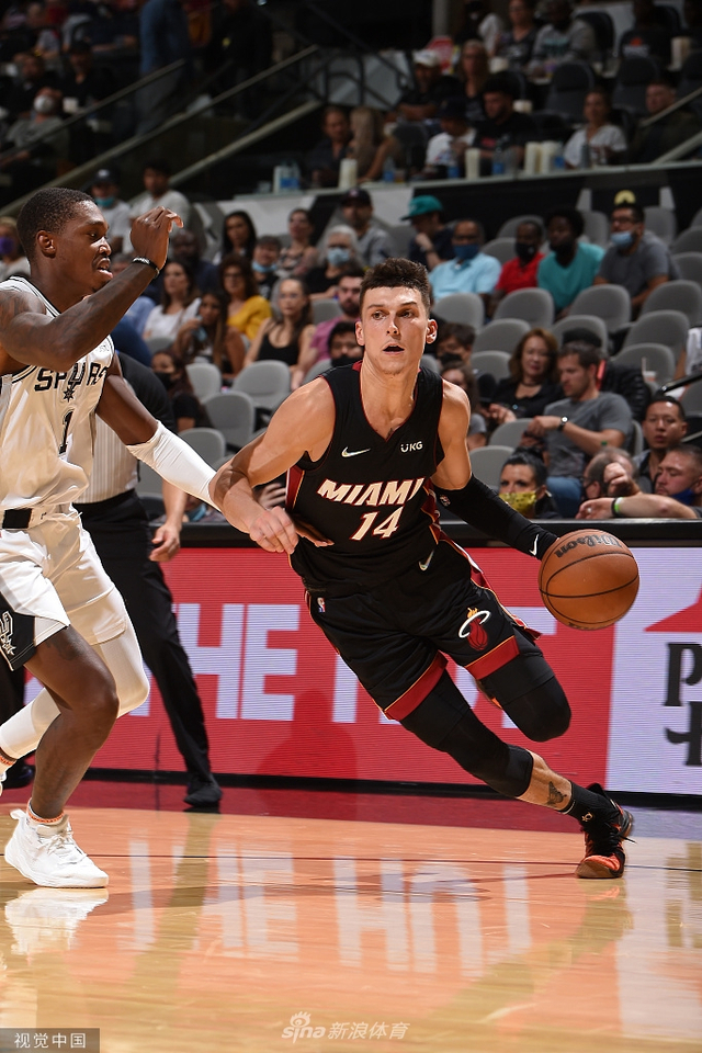 他不仅在进 他不仅在进