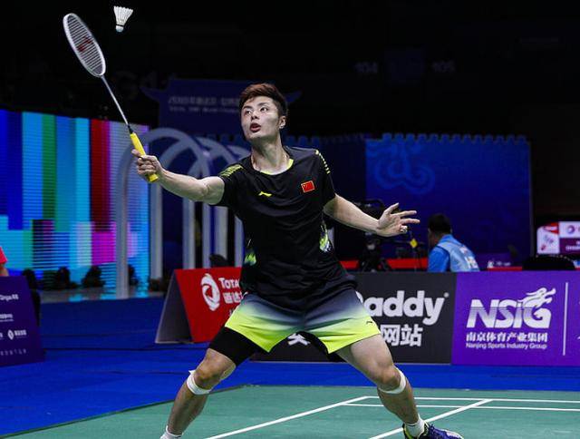 足球运动员 足球运动员